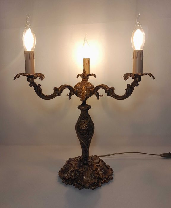 Candeeiros restaurados e reinventados