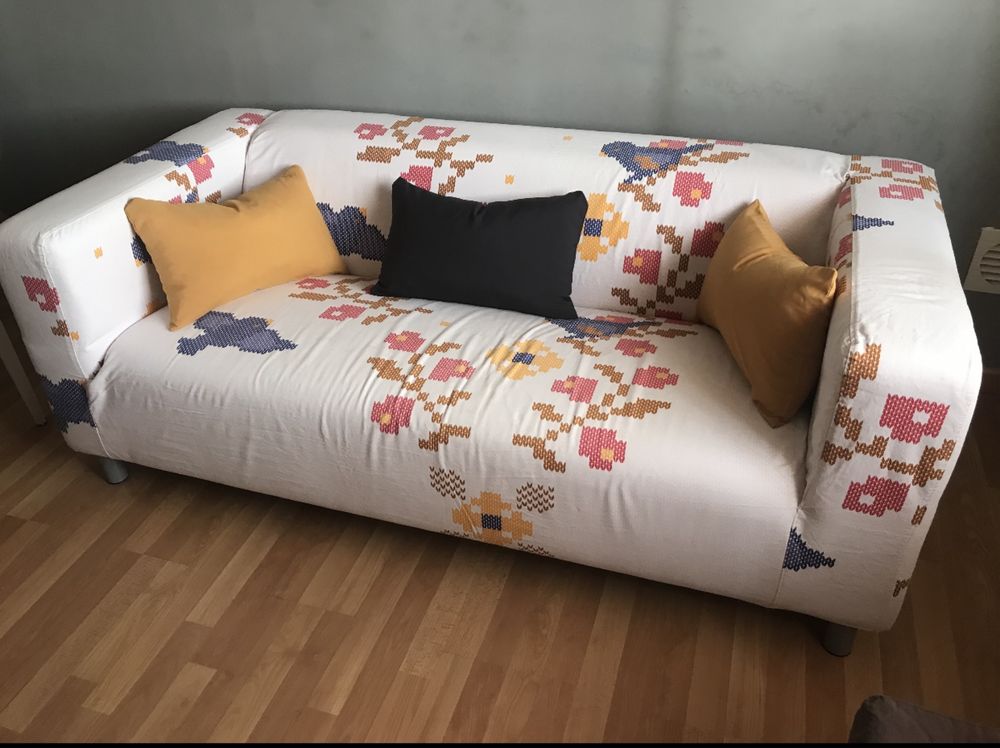 Sofa klippan em bom estado