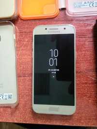 Смартфон мобільний телефон Samsung A3