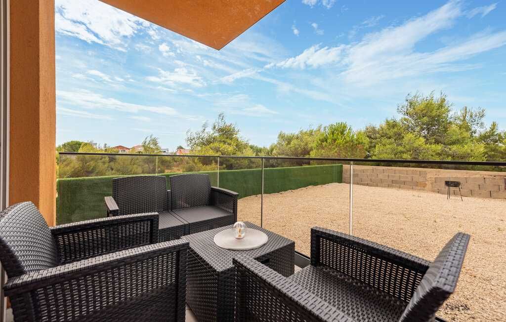 Wakacje, Chorwacja, wyspa Vir, apartament dla 6 osób