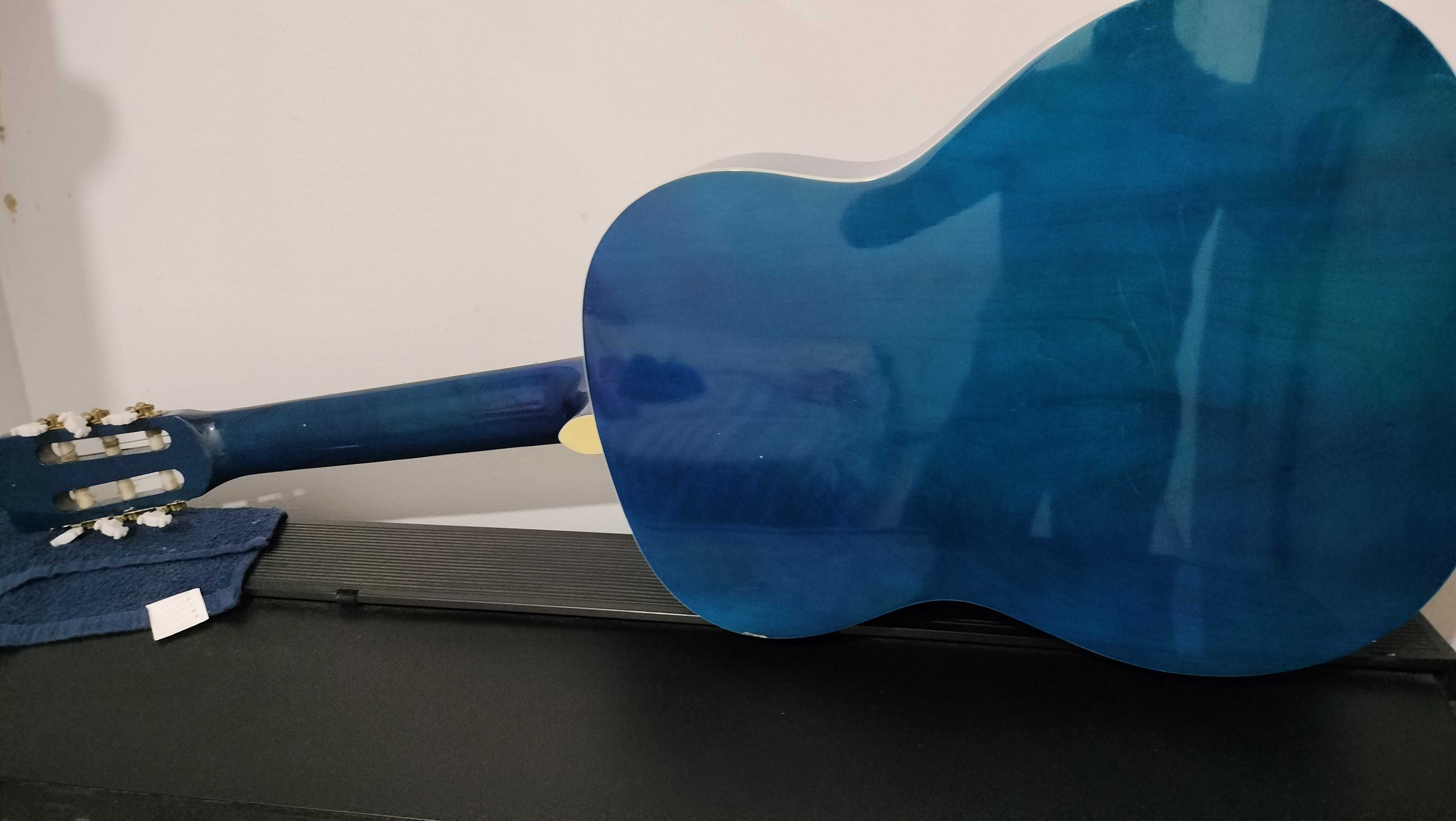 Guitarra  e baixos instrumentos