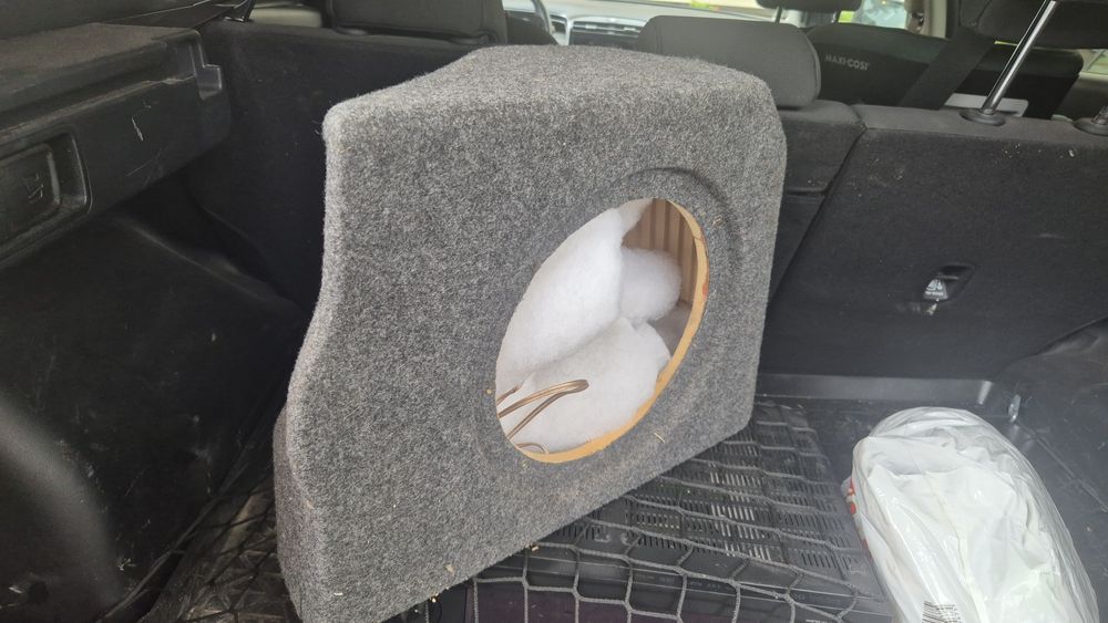 Skrzynia na subwoofer bmw e60