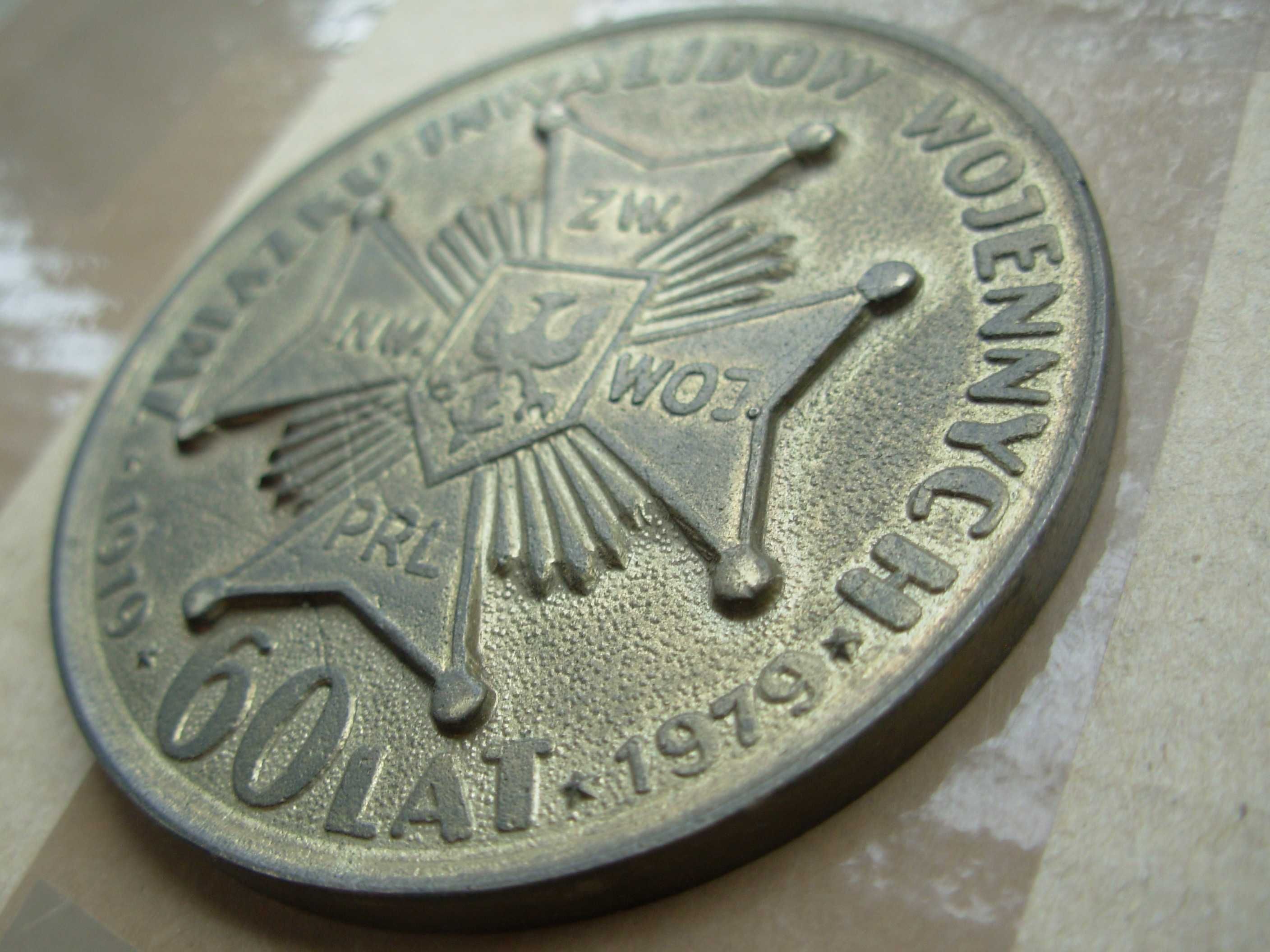 Medal pamiątkowy 60 Lat ZWIĄZKU INW. WOJENNYCH 1979 r.