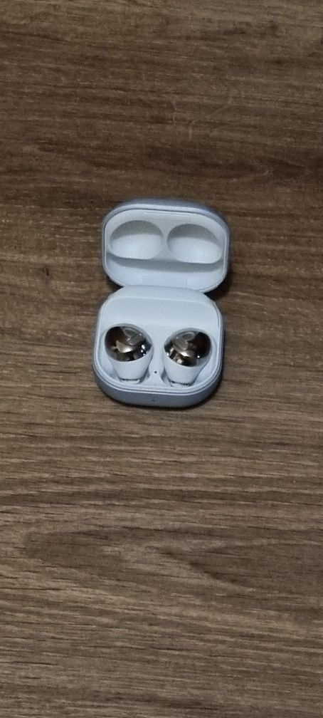 Продам бездротові навушники Galaxy Buds Pro