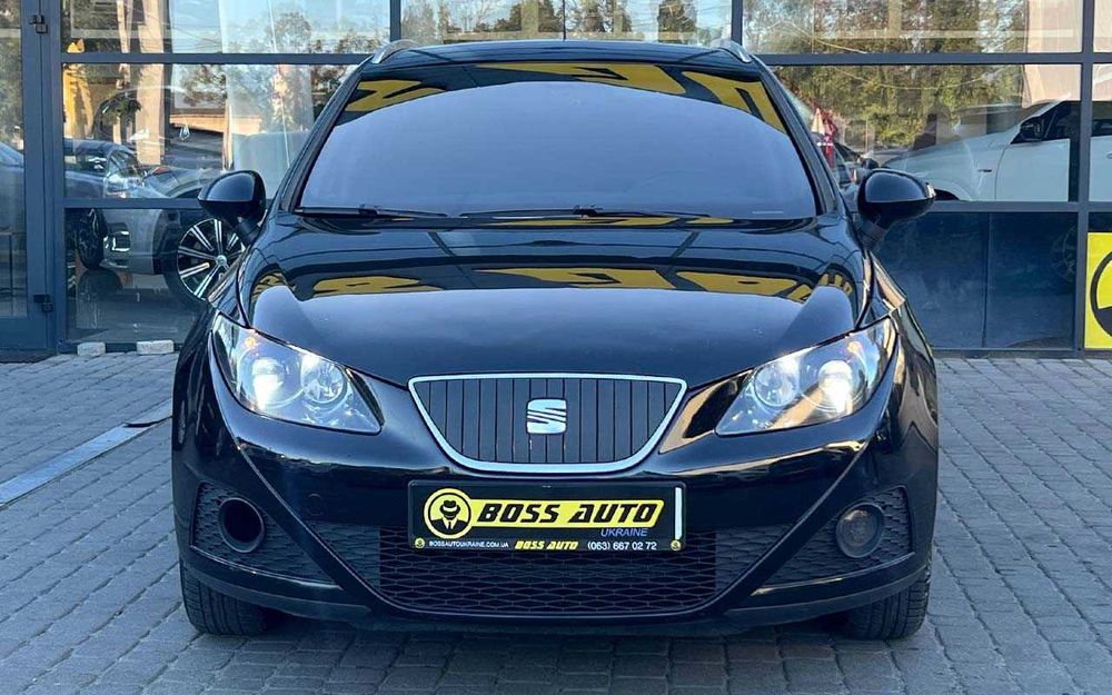 Seat Ibiza 2011 року