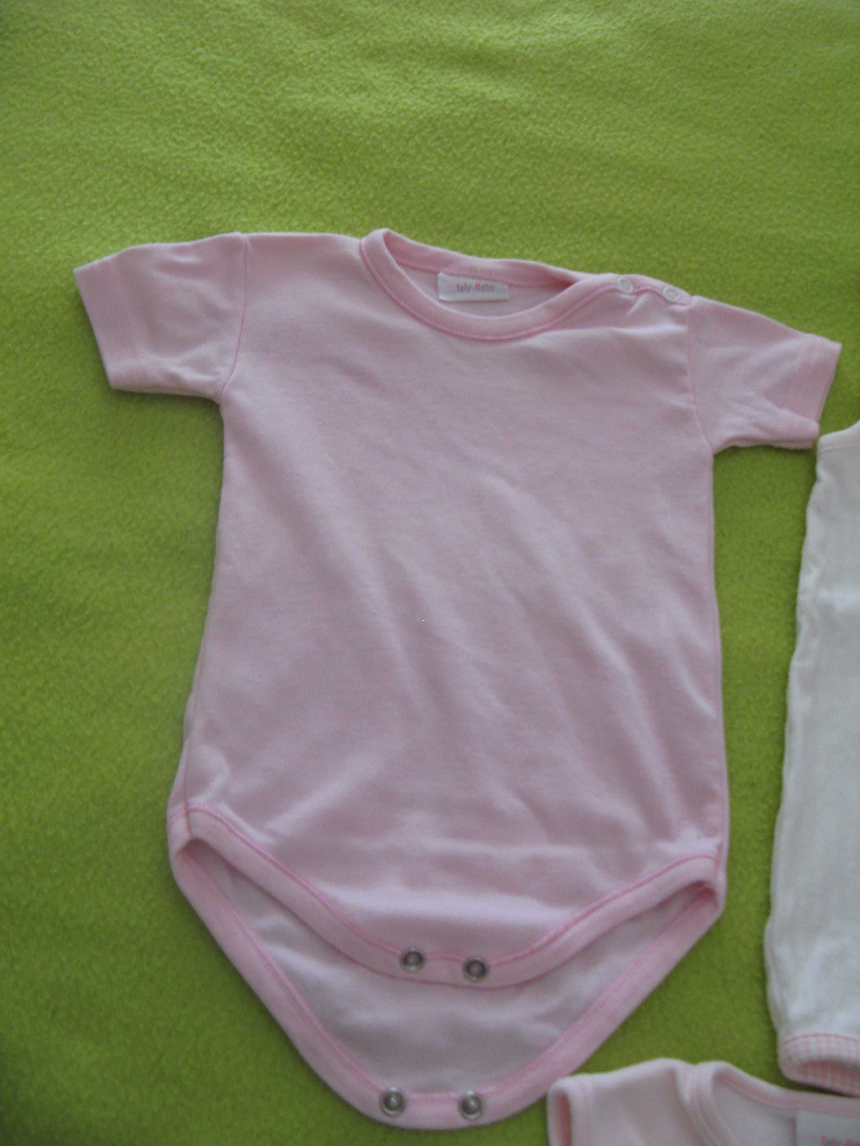 Roupa de bebé (menina) – 0 a 1 Mês: