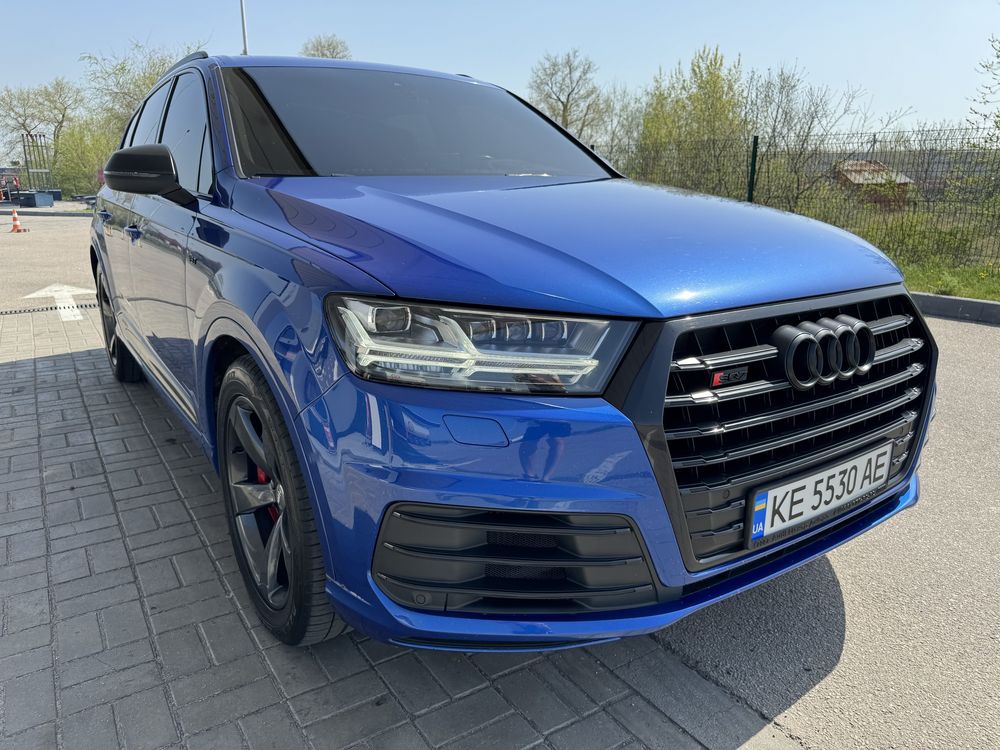 Продам Audi SQ7. 2017 год выпуска. Возможен кредит