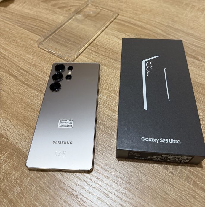 Samsung Galaxy S25 Ultra NOVO