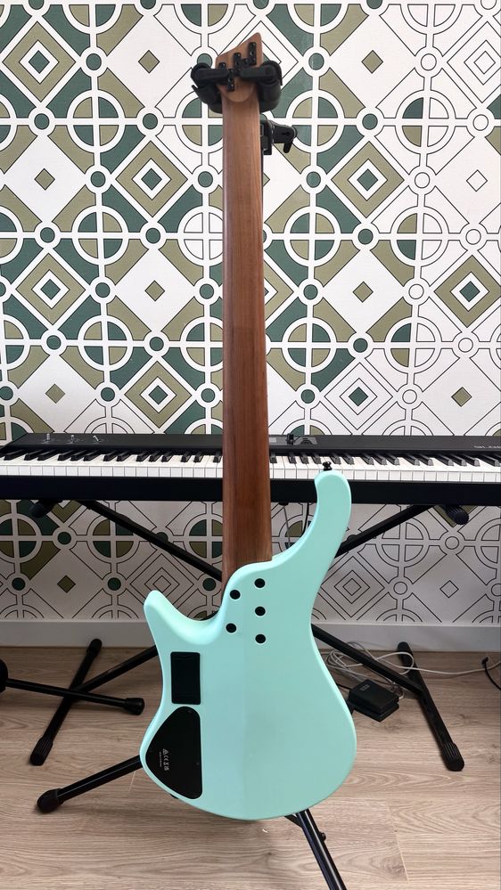 Gitara basowa Ibanez EHB1005MS Seafoam Green