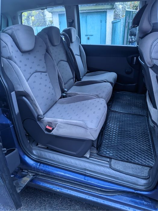 Peugeot 807 мінівен 7 місць
