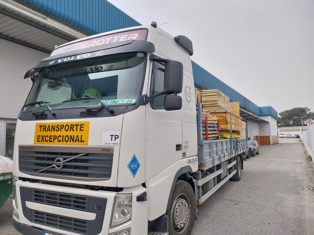 Serviços de camião grua e transportes diversos