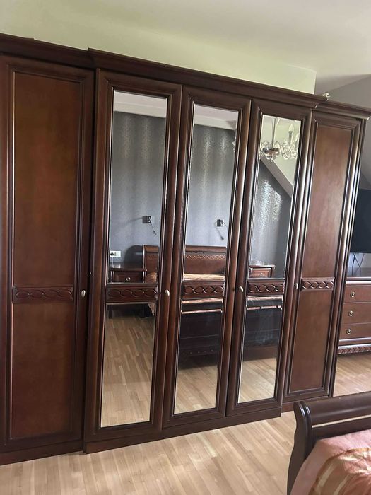 Szafa 4 drzwiowa Szwarzędzkie meble, kolekcja Aronia