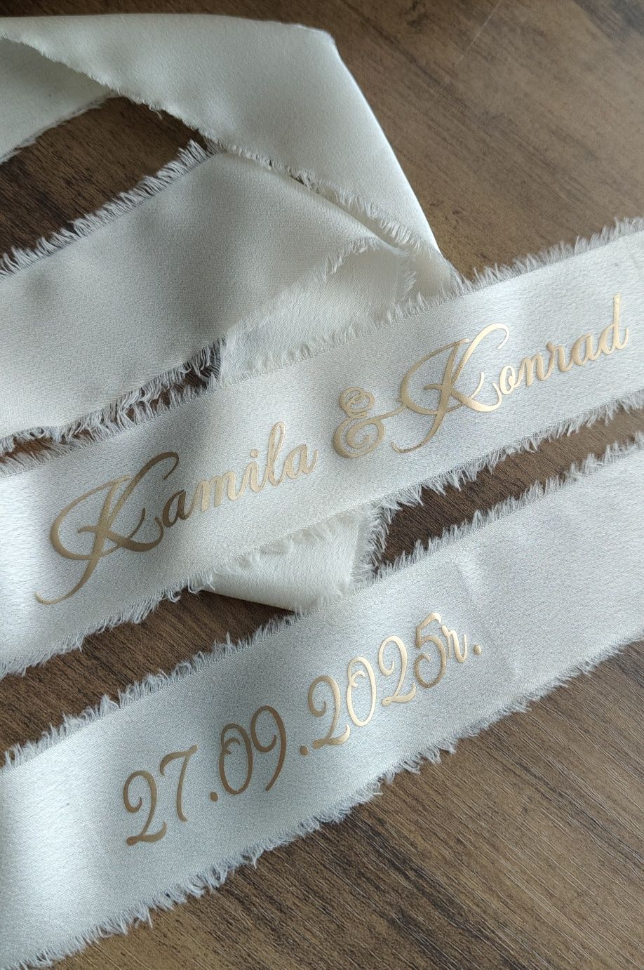 Jedwabna wstążka do bukietu ślubnego personalizowana imiona