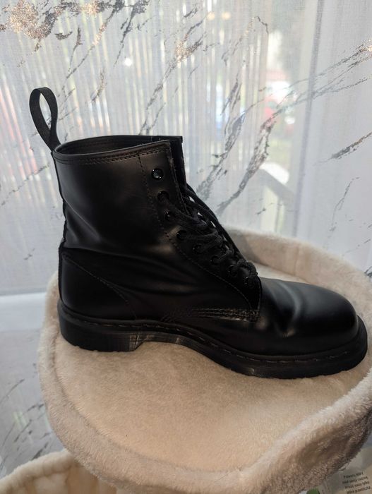 Sprzedam Martensy Rozmiar 46 – Stan Idealny!