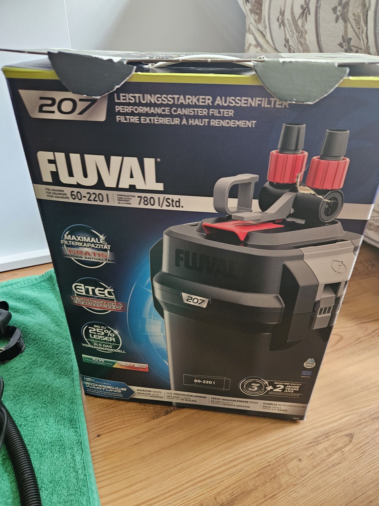 Zestaw filtr kubełkowy Fluval 207 plus fluval UVC