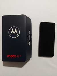 Motorola Moto e13