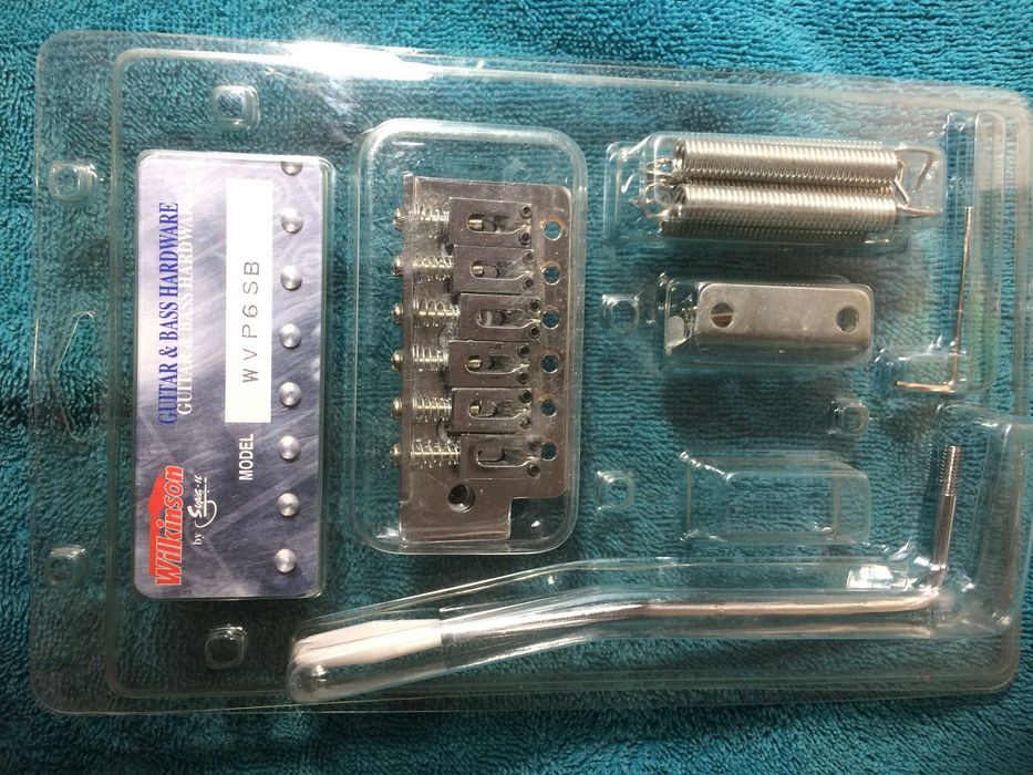 Продам комплектующие для стратокастера.