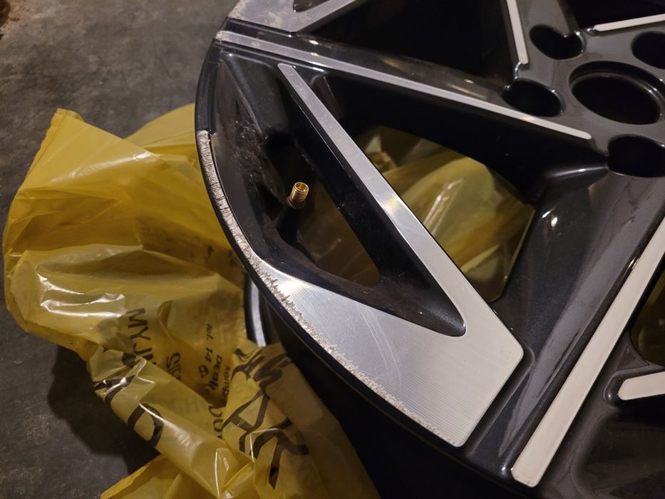 Aluminiowa felga Hyundai i30 N Line 7,5x18 ( kod prod. 52910G4CA0 )