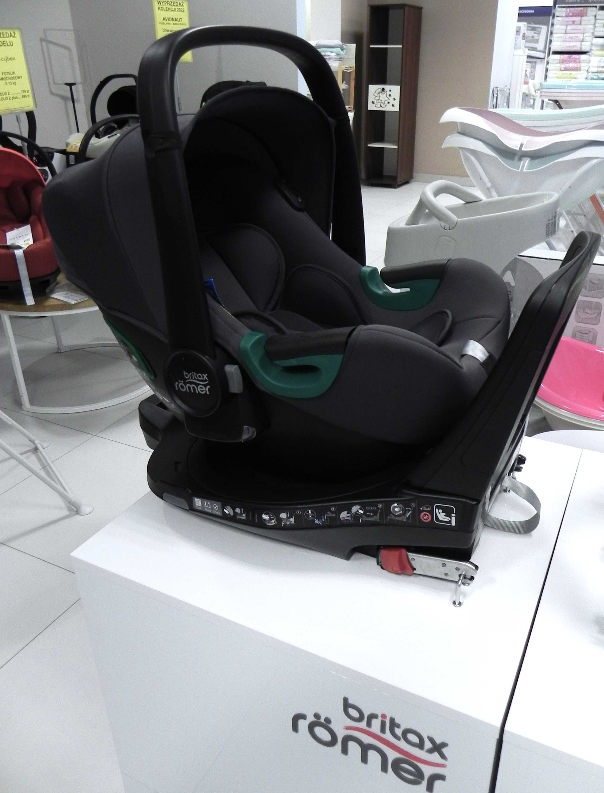 Fotelik samochodowy BRITAX Baby-Safe iSense z bazą Flex Midnight Grey