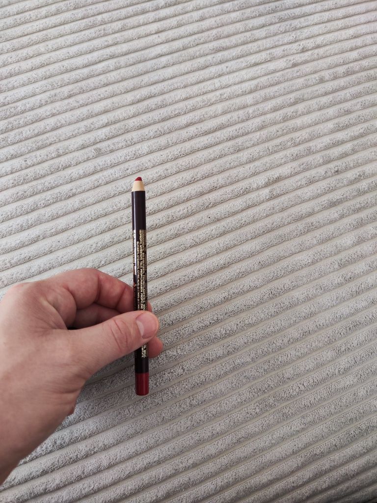 Glam shop kredka konturówka do ust świeża wiśnia