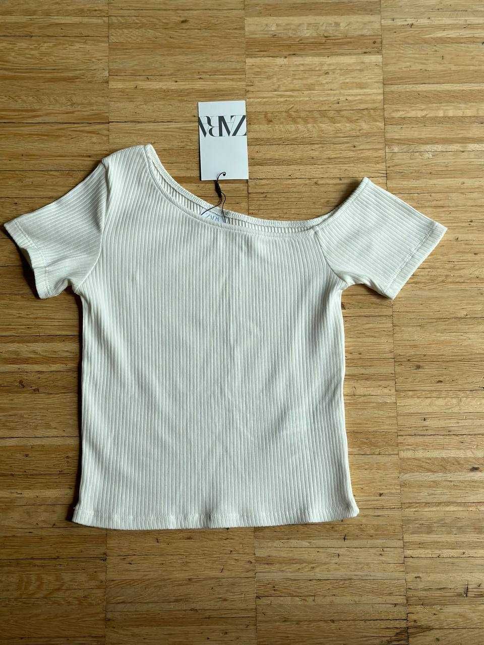 Zara футболка, топ на 9 - 10 р. (140 см)