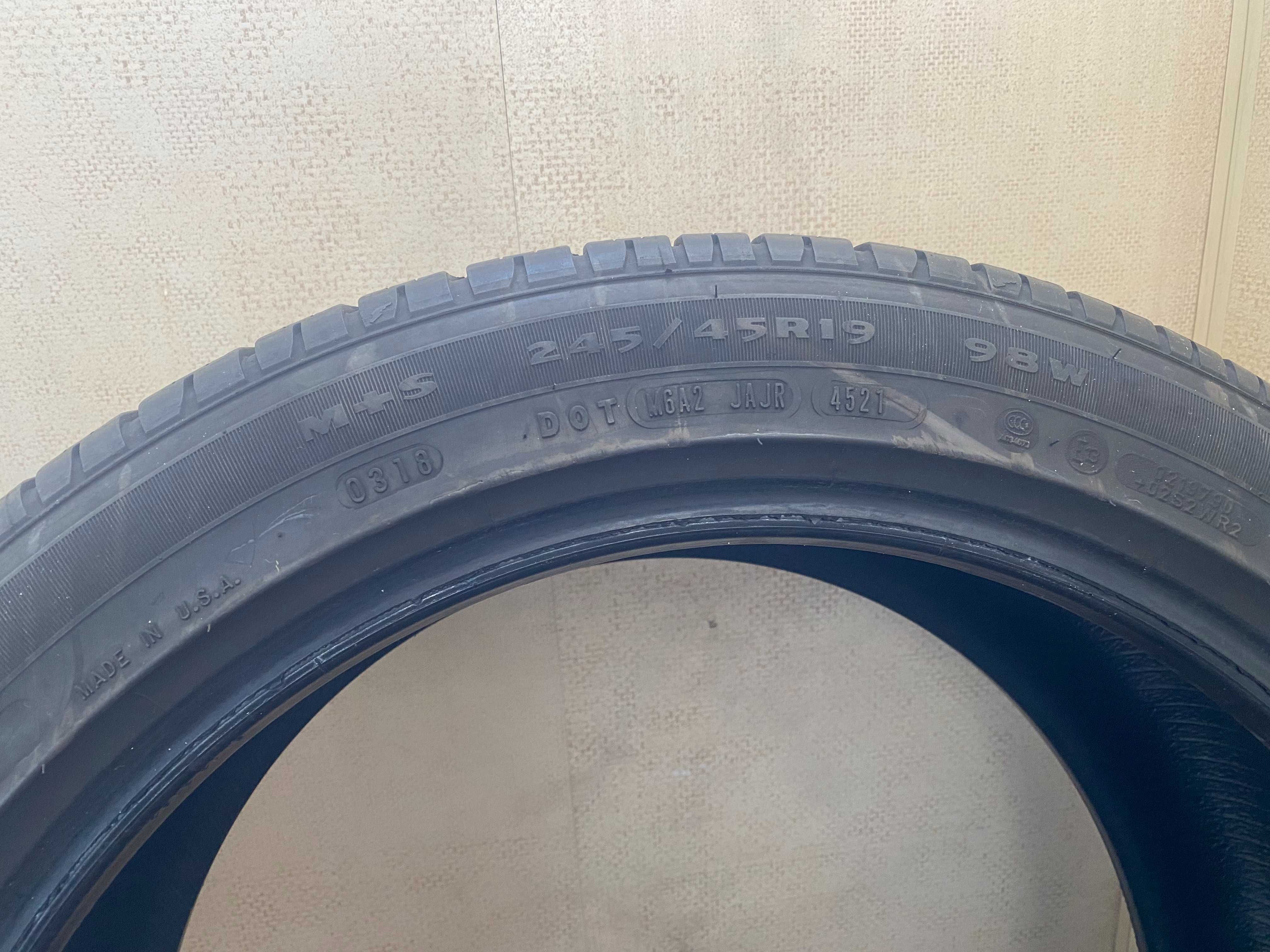 Покрышка, резина Goodyear Eagle Touring 245/45 R19 98W пара (Tesla S)