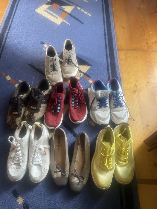 Продам красовки пишіть , телефонуйте