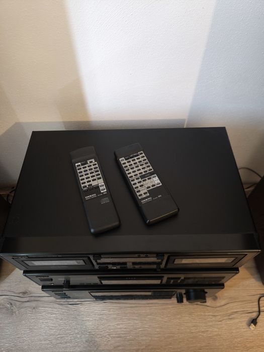 Składanka Onkyo + 2 Piloty Stan Idealny