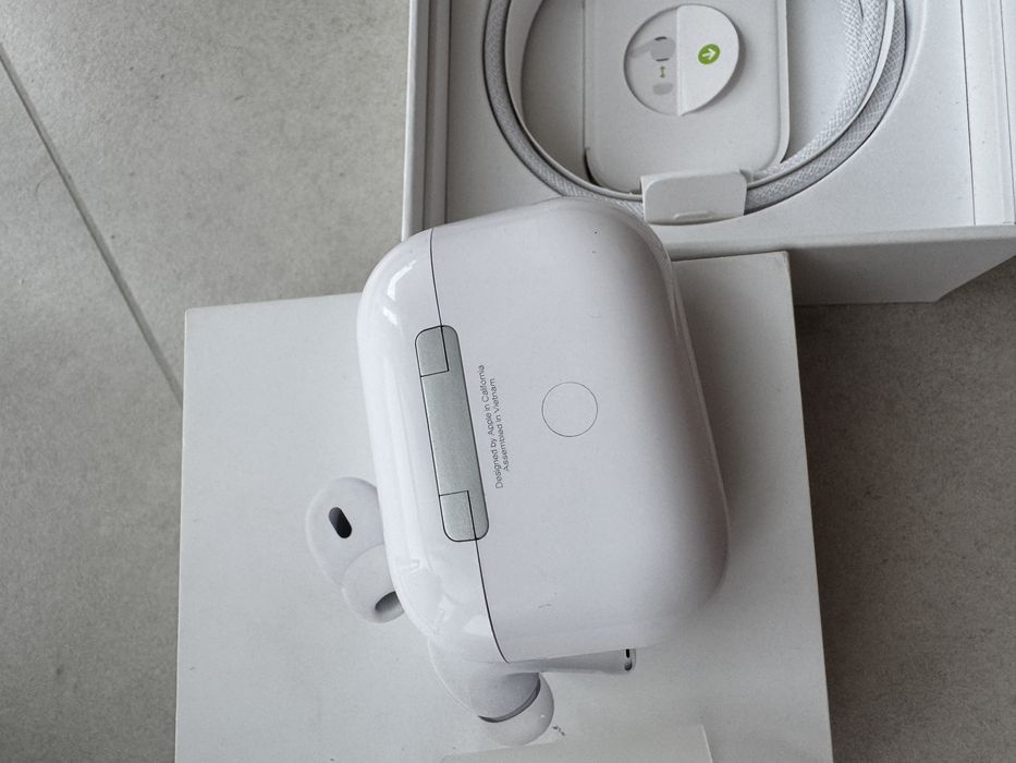 AirPods 2 pro нові