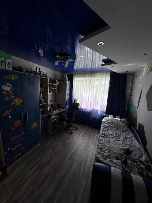 Продается 3-х комнатная квартира на Артема