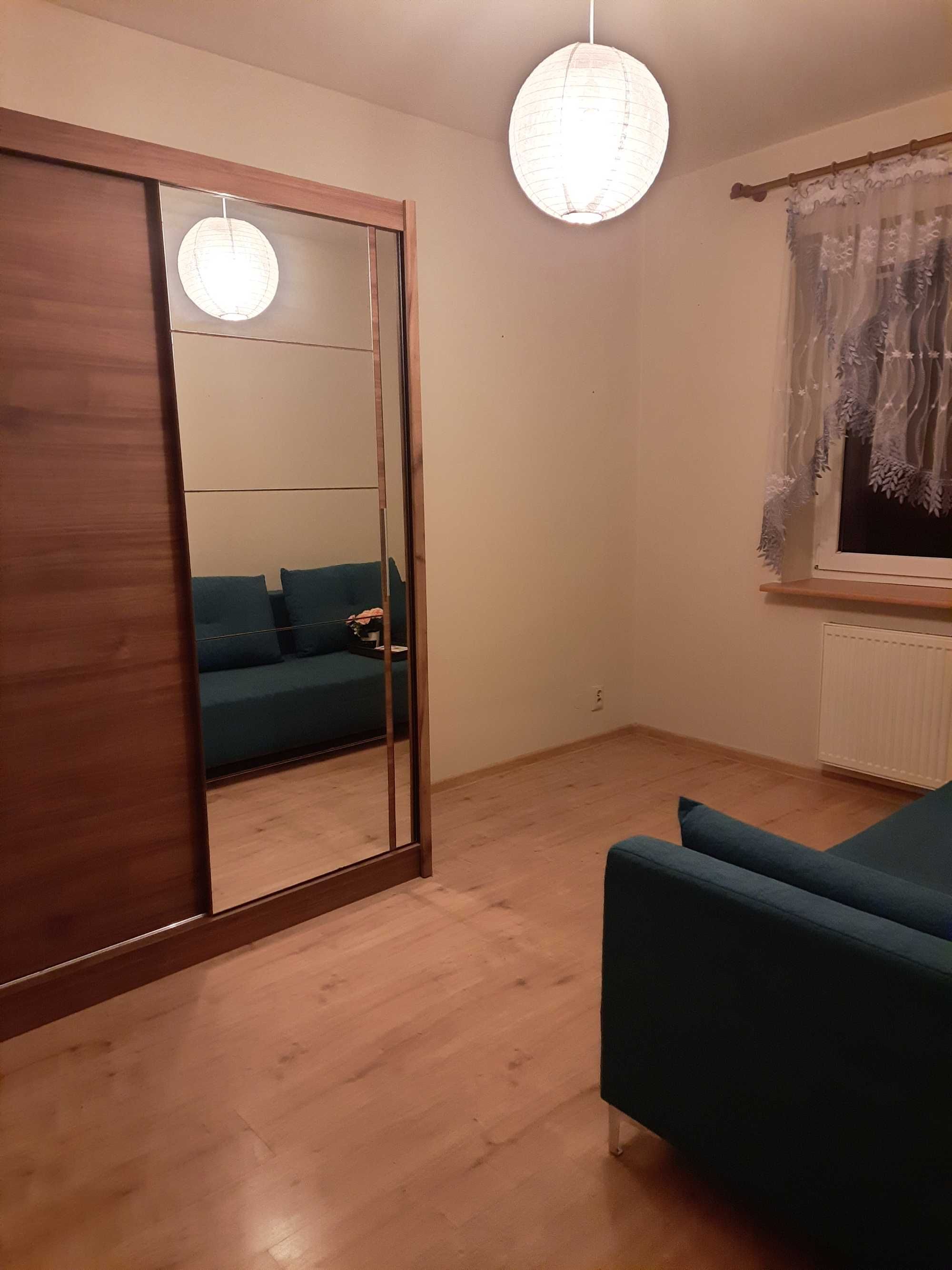 Mieszkanie dostępne od  września.