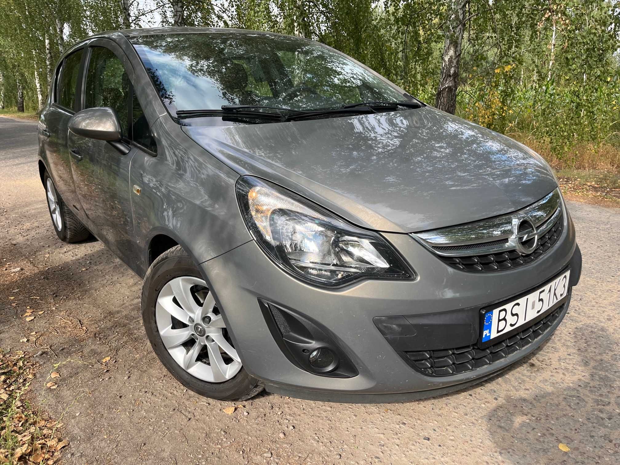 Opel Corsa 2014  Klimatyzacja Skóra Alu Felgi