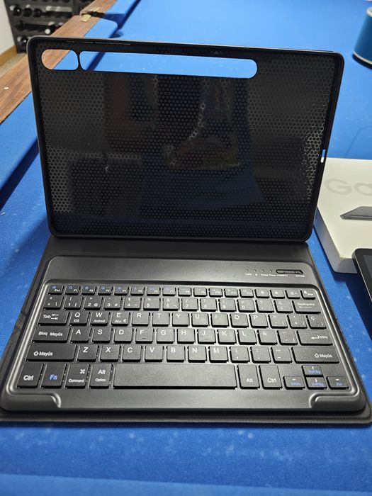 Samsung Galaxy Tab S8+