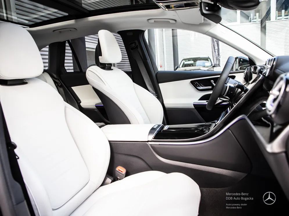 Mercedes-Benz GLC GLC 300e 4M PHEV / Pakiet AMG Premium Plus / 03575 / DDB Auto