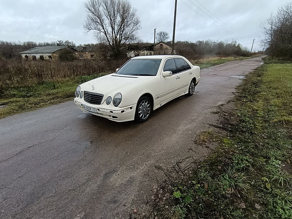 Продам Mercedes Benz w210 E230