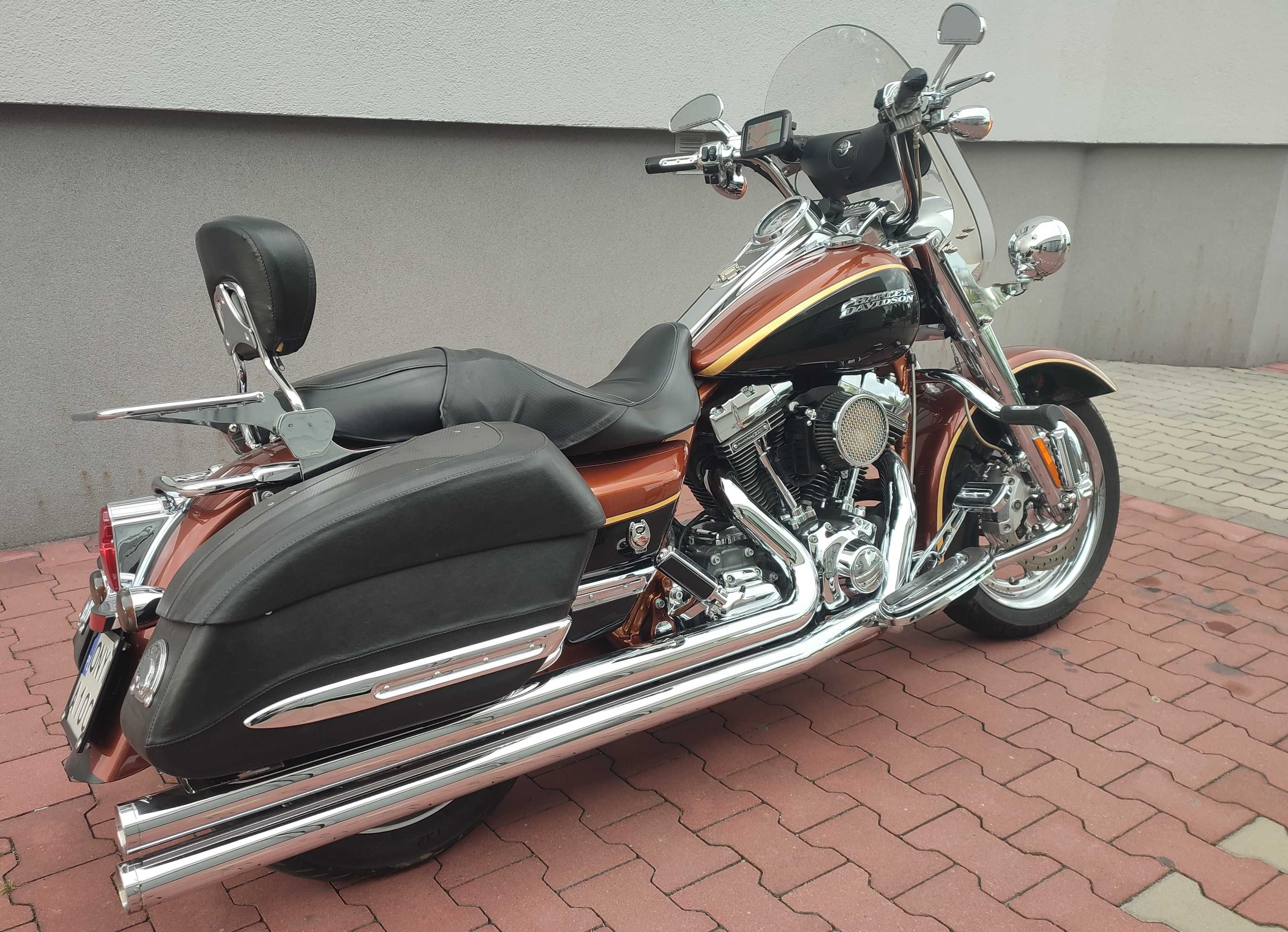 Harley Davidson Road King CVO 110 Screamin' Eagle  105th anniversary