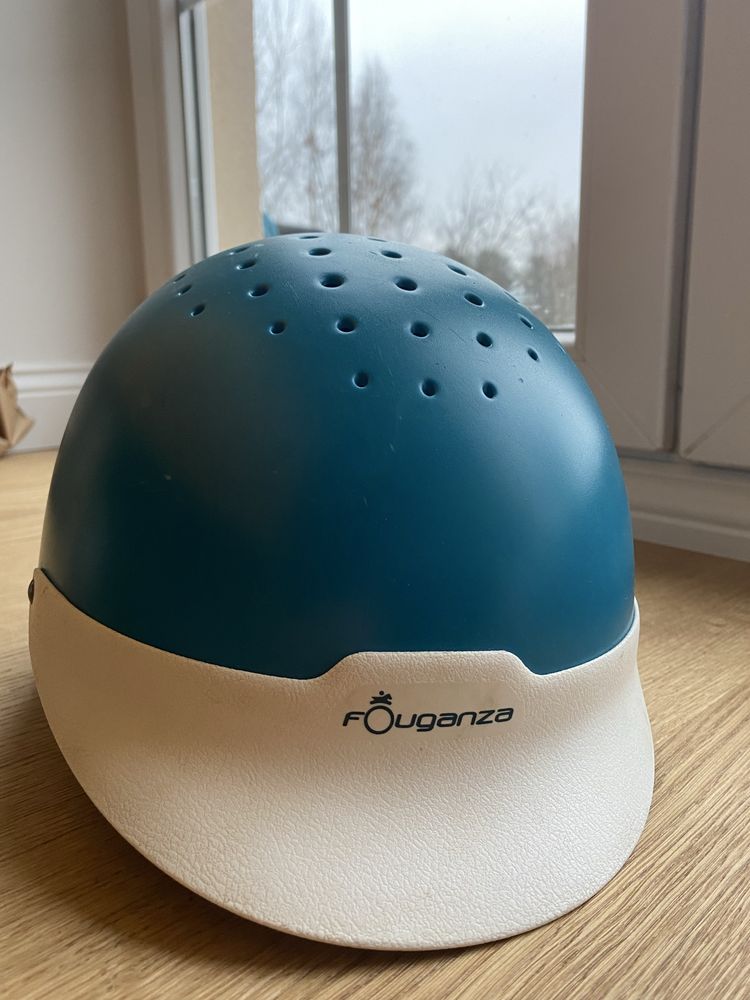 Kask jeździecki niebieski fouganza
