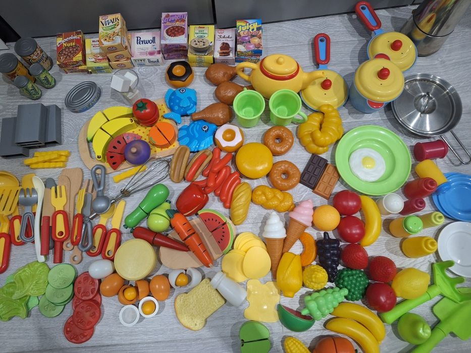 Drewniana kuchenka dla dzieci + akcesoria kuchenne
