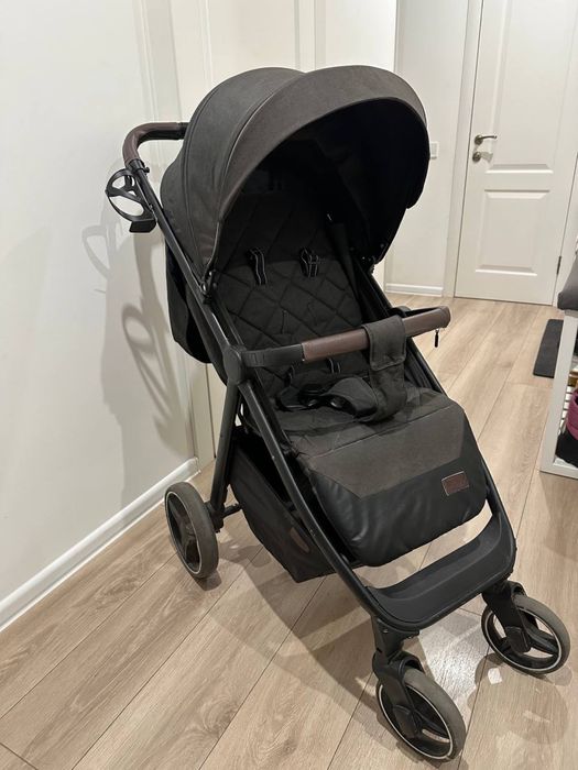 Коляска,прогулянкова коляска Carello bravo