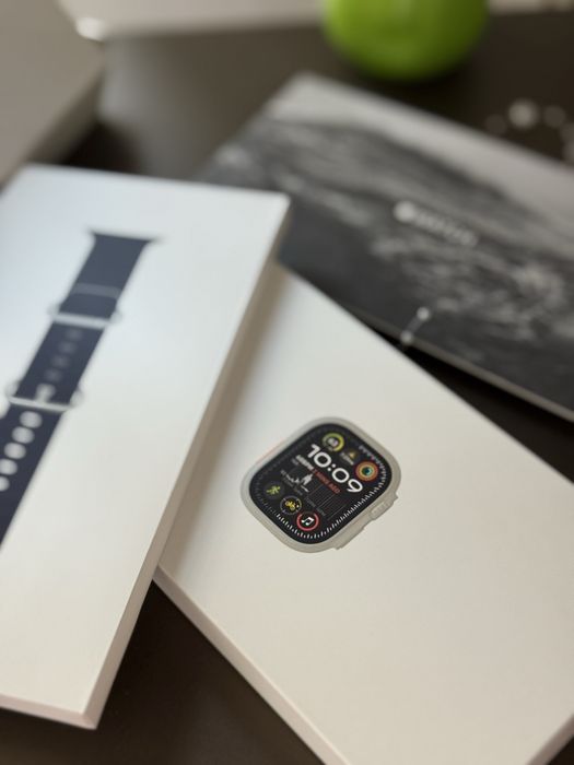 Apple Watch ULTRA 2 Natural Titanium Case with Navy Ocean Band