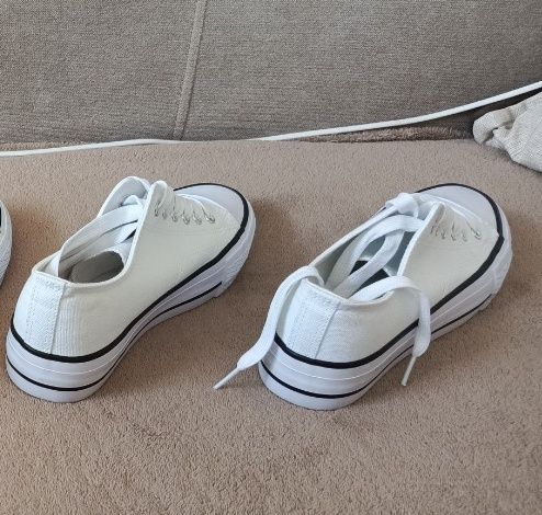 Damskie nowe białe markowe tenisówki od Vty. Size 38/wkładka 24,5