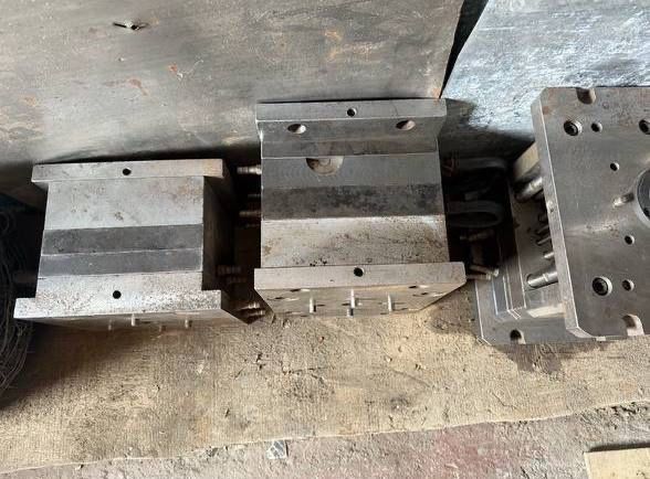 Прес форма, прес форми, для литья пластмаси