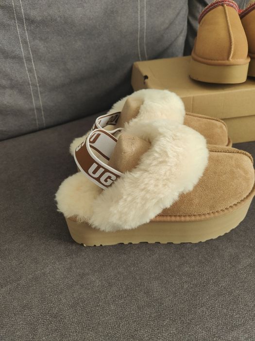 Угги . UGG. Взуття