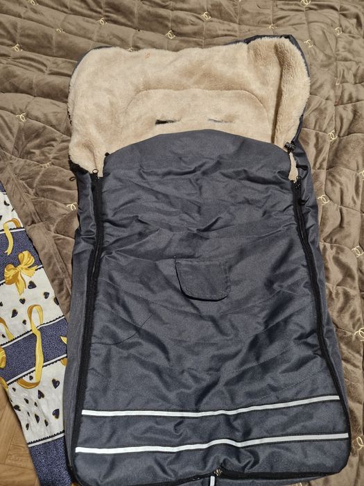 Продам теплий конверт на овчині у візочок