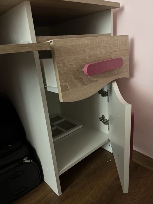 Biurko z nadstawką