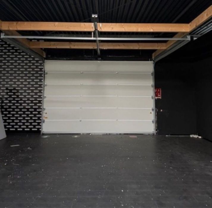 Brama segmentowa przemysłowa Teckentrup szer 4.5 x wys 4.0 ŁADNA