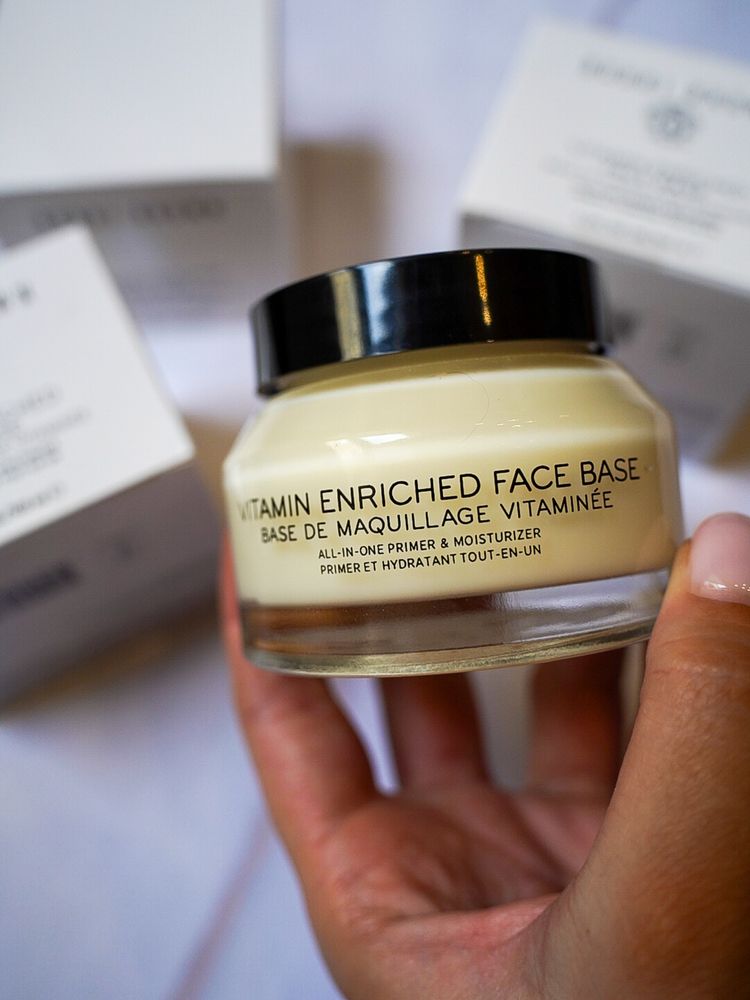 База під макіяж bobbi brown vitamin enriched face base