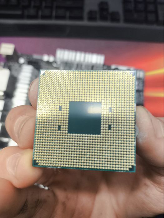 Материнська плата asrock x370 pro4, + процесор:ryzen 5 3600x