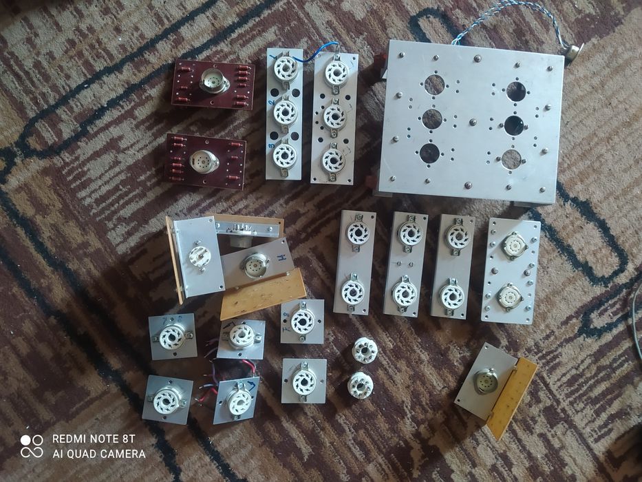 Разное для аудио: радиаторы большой площади, диоды и транзисторы ...