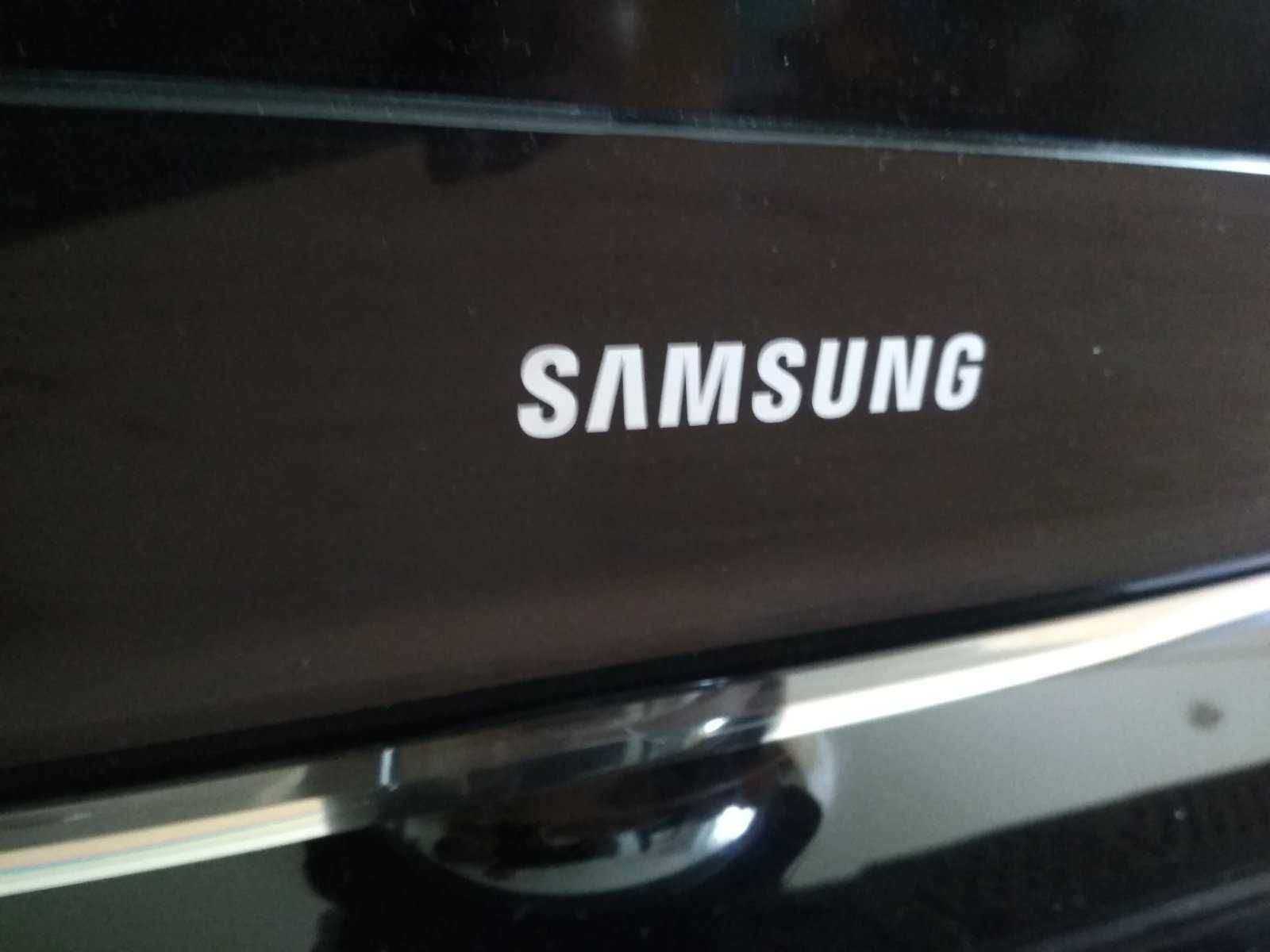 Продам жк телевизор Samsung 32 диагональ  (82 см), 1920x1080 (Full HD)